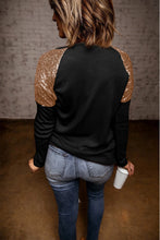 Load image into Gallery viewer, Contrast Sequin Heart Graphic Raglan Sleeve Top